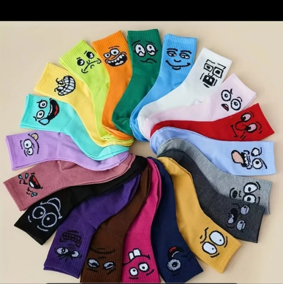 Colorful Cartoon Face Socks - 20 Pairs - Picture 2 of 3